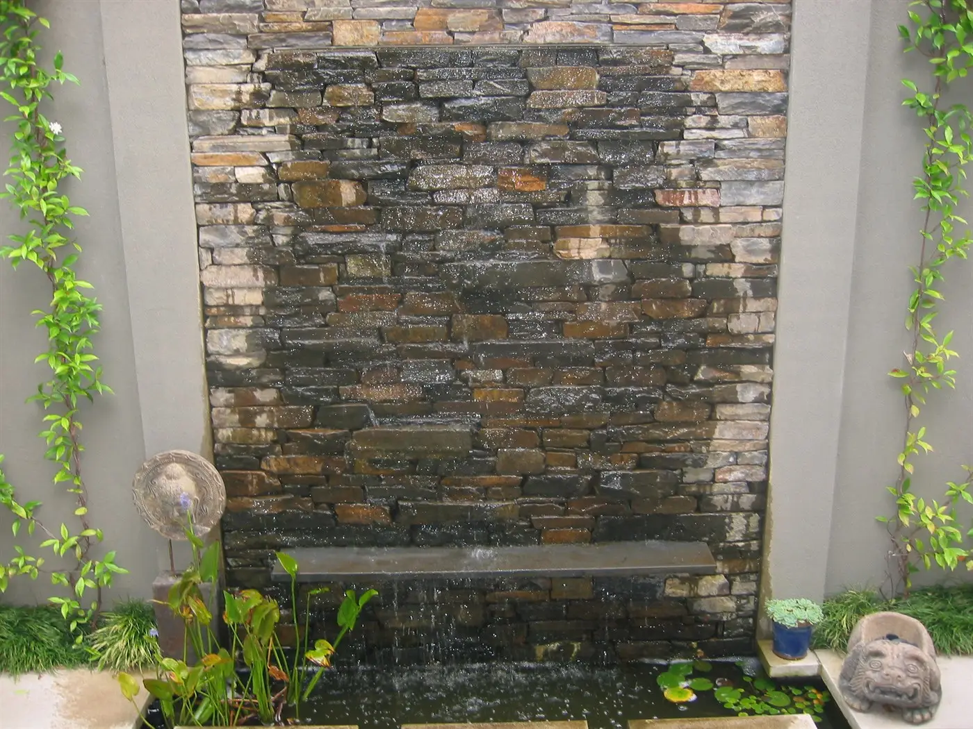 Wall waterfeature